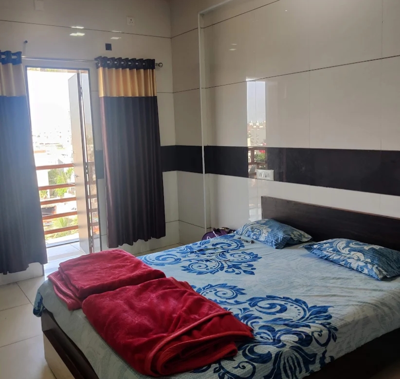 Swaminarayan Bhaktidham 2 Beds AC Room